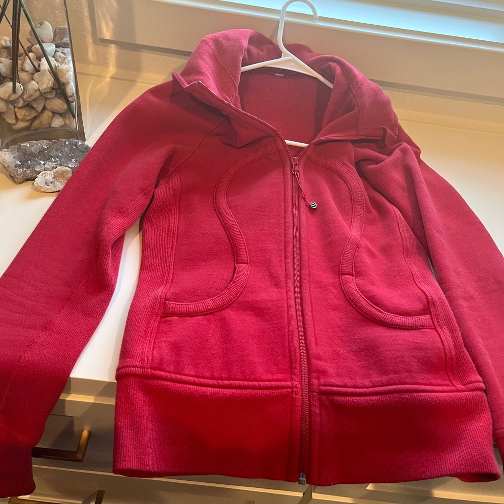 Women’s red lululemon scuba zip hoodie size 6